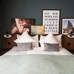 Acasa Suites